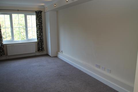 1 bedroom apartment to rent, Rowan House, Whyteleafe, CR3