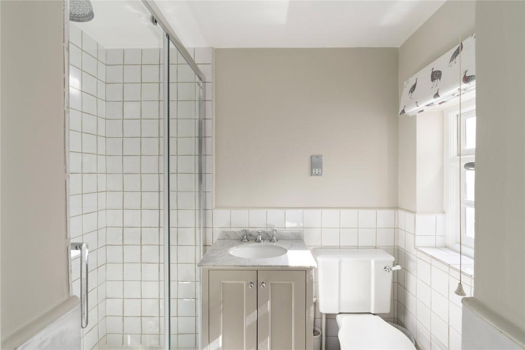 Ensuite To Bed 3