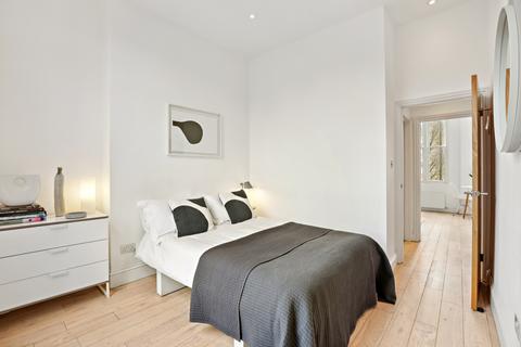 1 bedroom apartment for sale, Kempsford Gardens, London, SW5