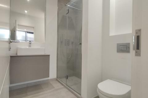 2 bedroom flat to rent, West Gate, Ealing