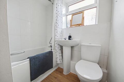 undefined, 48 Cobbett Road, Southampton SO18