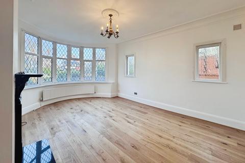 undefined, Chalkwell Avenue, Westcliff-On-Sea