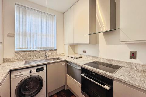undefined, Chalkwell Avenue, Westcliff-On-Sea