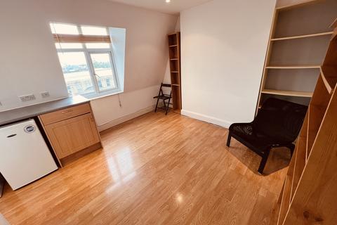 1 bedroom flat to rent, Marlborough Road, Archway N19