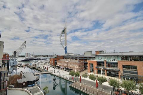 2 bedroom flat to rent, Gunwharf Quays, Portsmouth
