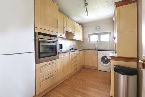 2 bedroom retirement property for sale, Reigate Hill, Reigate, Surrey, RH2