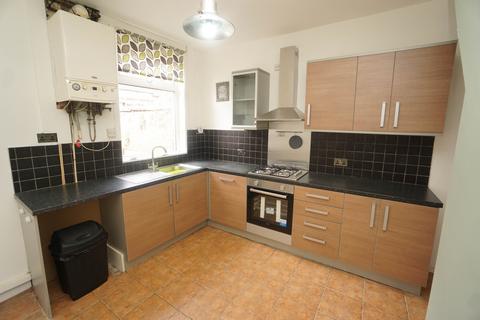 2 bedroom property to rent, Bateman Street, Horwich, Bolton, Lancashire, BL6