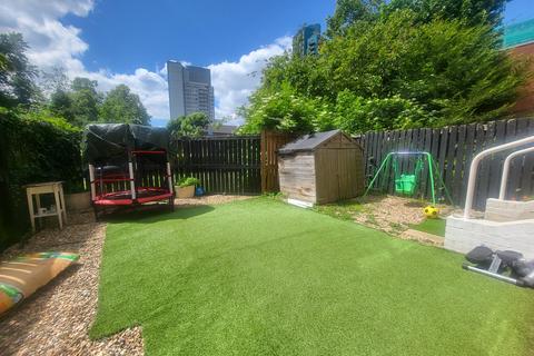 1 bedroom flat for sale, Borrodaile Road, London SW18