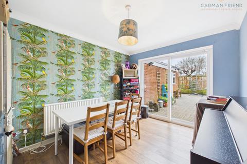 undefined, Weaver Grove, Mickle Trafford, CH2