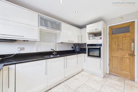 undefined, Weaver Grove, Mickle Trafford, CH2