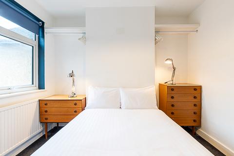 1 bedroom property to rent, Kimble Road, London SW19