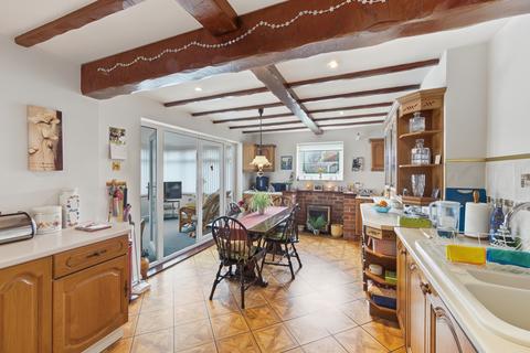 4 bedroom bungalow for sale, Rosedale, Worksop, S81