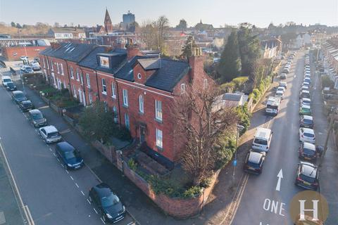 5 bedroom end of terrace house for sale, St Johns Road, Harborne, Birmingham, B17