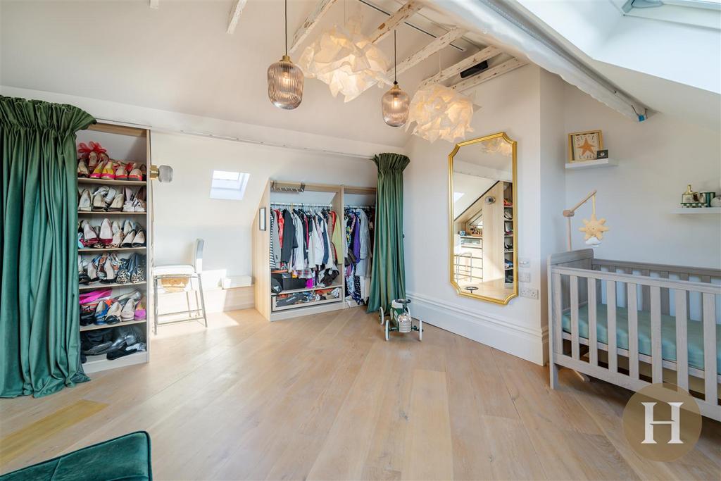 Hadleigh Estate Agents-70.jpg