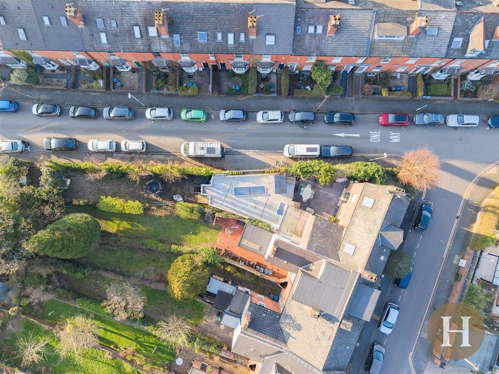 Hadleigh Estate Agents-100.jpg