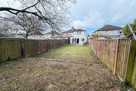 undefined, Fernhurst Road, Ashford TW15