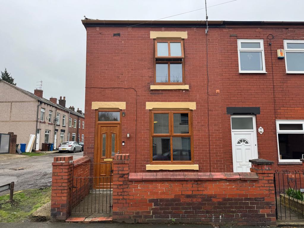 2 bed end terrace for sale Bridgewater Street, Hi