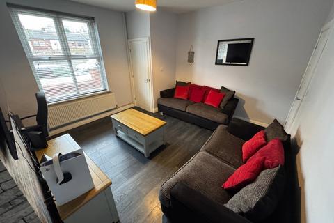 2 bedroom end of terrace house for sale, Bridgewater Street, Hindley, Wigan, WN2