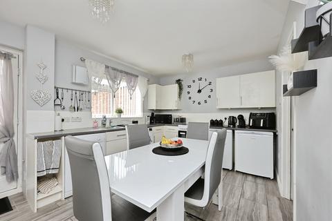 undefined, Sale Road, NORWICH