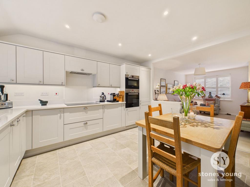 Open Dining Kitchen