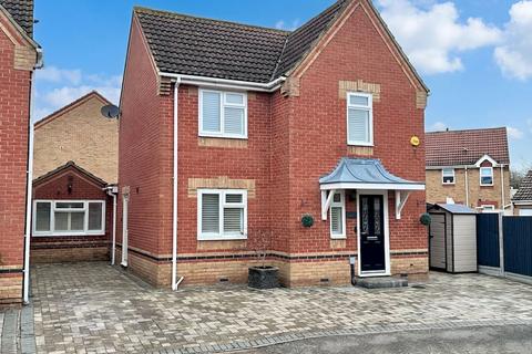 4 bedroom detached house for sale, Waverley Road, Basildon SS15