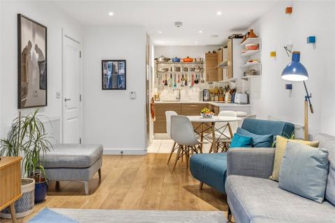 2 bedroom apartment for sale, Waterside Way, London, N17