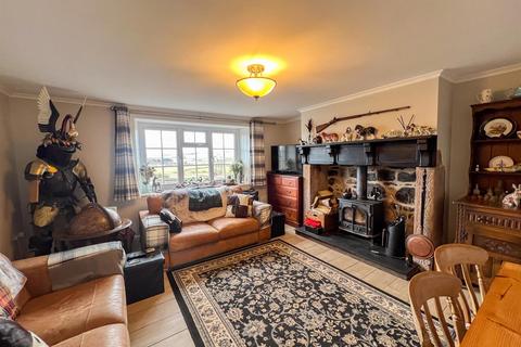 undefined, Wooler