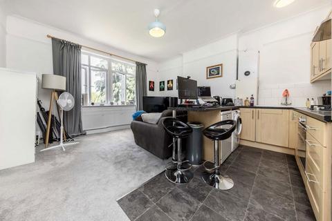 1 bedroom flat to rent, Lingfield Avenue, Kingston Upon Thames KT1