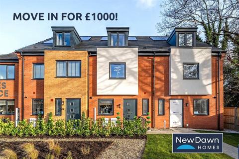 3 bedroom semi-detached house for sale, MOVE IN FOR JUST £1,000*, Stonehouse GL10