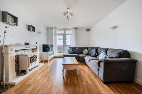 1 bedroom flat to rent, Arethusa House, Gunwharf Quays, Portsmouth