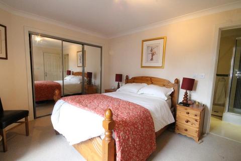2 bedroom apartment for sale, ROYAL SWAN QUARTER, LERET WAY, KT22