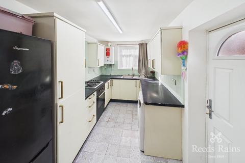 3 bedroom end of terrace house for sale, Bowler Street, Manchester M19