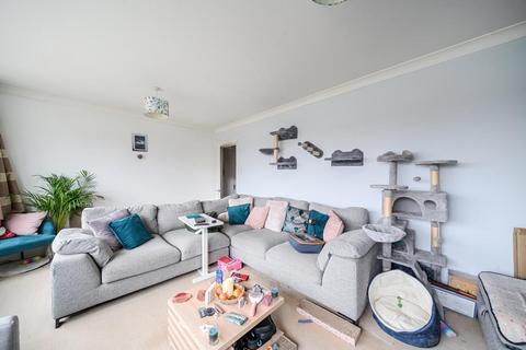 undefined, Woodley,  Berkshire,  RG5