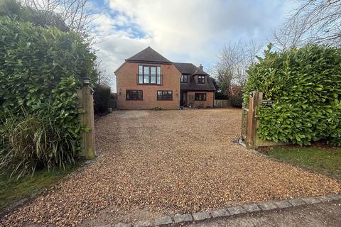 4 bedroom detached house for sale, Sprigs Holly Lane, Chinnor, Oxfordshire