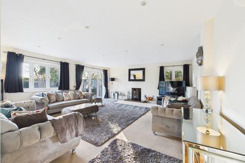 4 bedroom detached house for sale, Sprigs Holly Lane, Chinnor, Oxfordshire