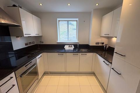 1 bedroom apartment to rent, Honeycombe Beach, Boscombe