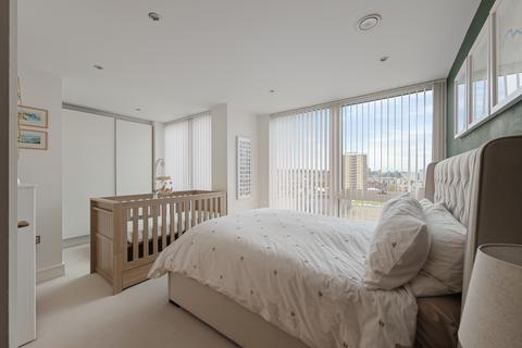3 bedroom apartment for sale, Jubilee Court, Victoria Parade London SE10