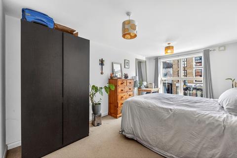 2 bedroom apartment for sale, Lillie Road, London