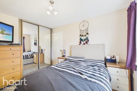 3 bedroom terraced house for sale, Tennyson Walk, Cherry Willingham