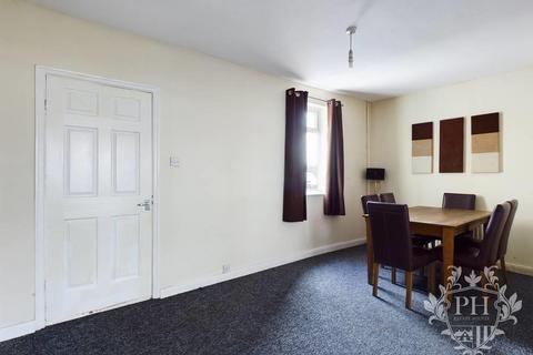 3 bedroom end of terrace house to rent, Bailey Grove, Middlesbrough