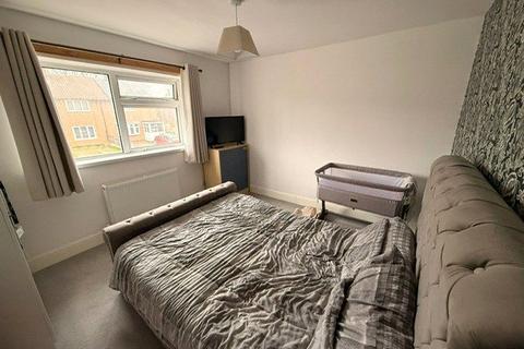 4 bedroom end of terrace house for sale, Doverdale Avenue, Kidderminster, Worcestershire, DY10