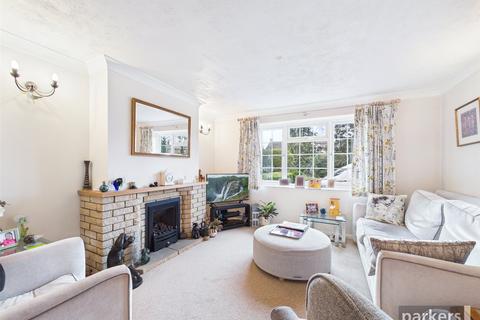 undefined, Livingstone Gardens, Reading RG5
