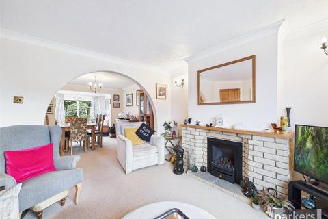undefined, Livingstone Gardens, Reading RG5