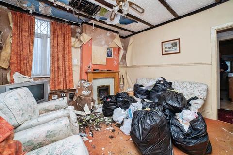 2 bedroom end of terrace house for sale, Queen Street, Alfreton DE55