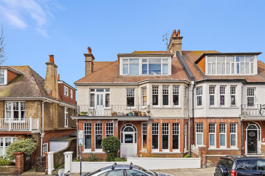 Flat 3, 5 York Avenue Less than 3 MB-19.jpg