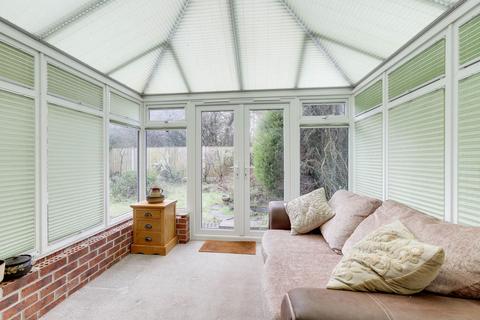 2 bedroom semi-detached house for sale, Lonsdale Drive, Nottingham NG9