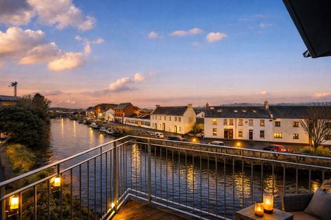 Brunswick Wharf, North Walk, Barnstaple