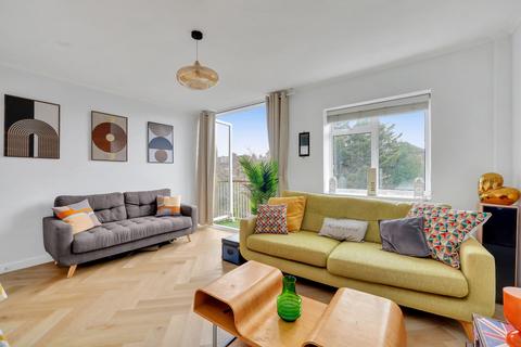 undefined, Parkside Court, 109 Tufnell Park Road, London
