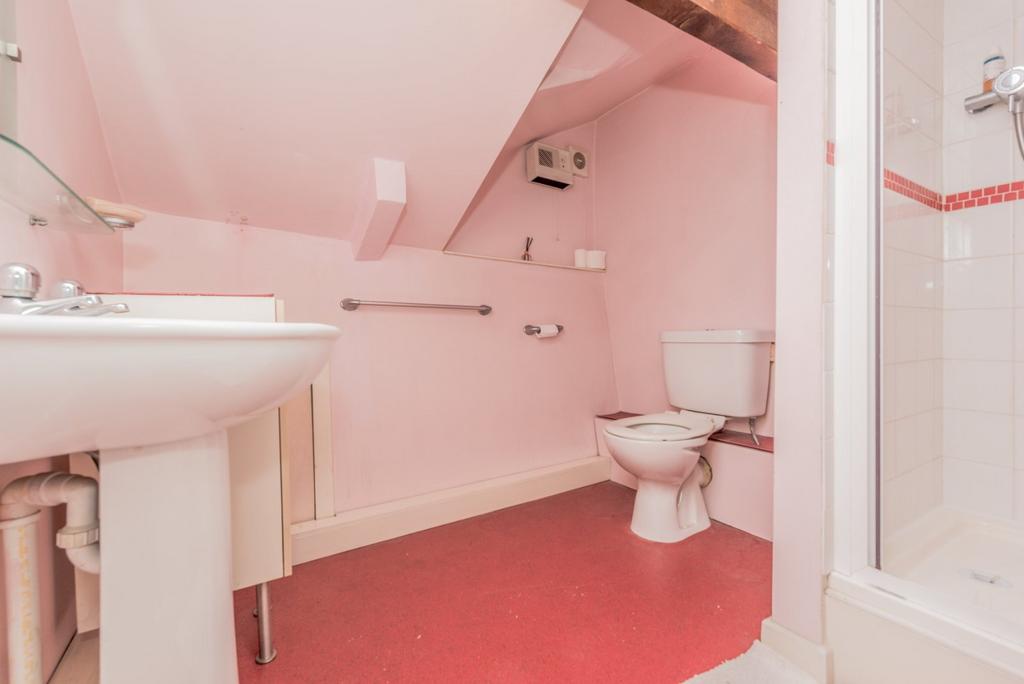 Ensuite