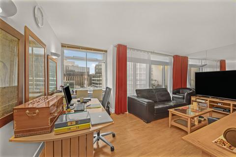 2 bedroom flat to rent, Centre Point House, 15a St. Giles High Street, London(Short Let) Flat
